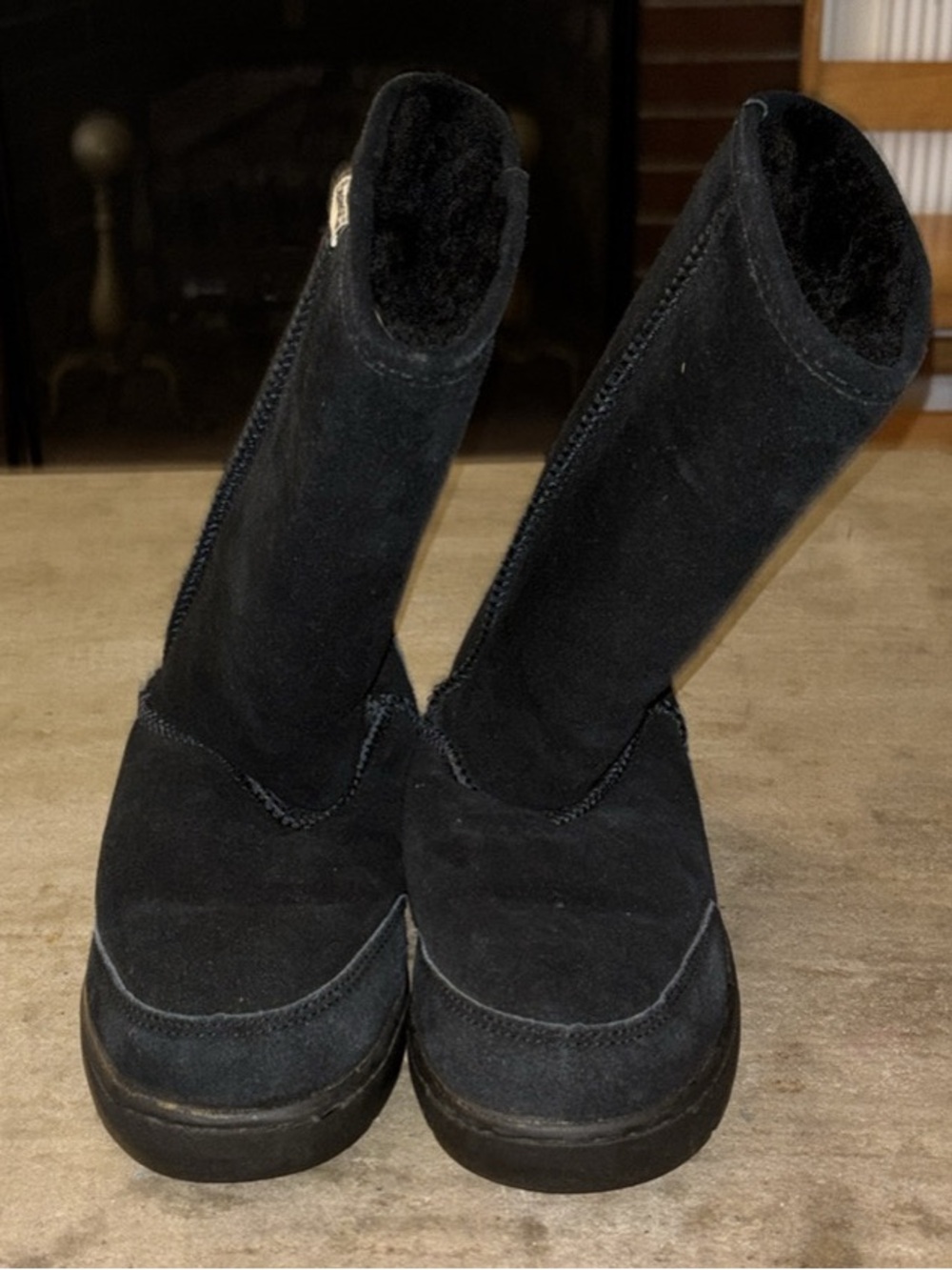 Bearpaw Boots Women Size 9 Emma Short Black Suede Wool Blend Lined (A-2)
